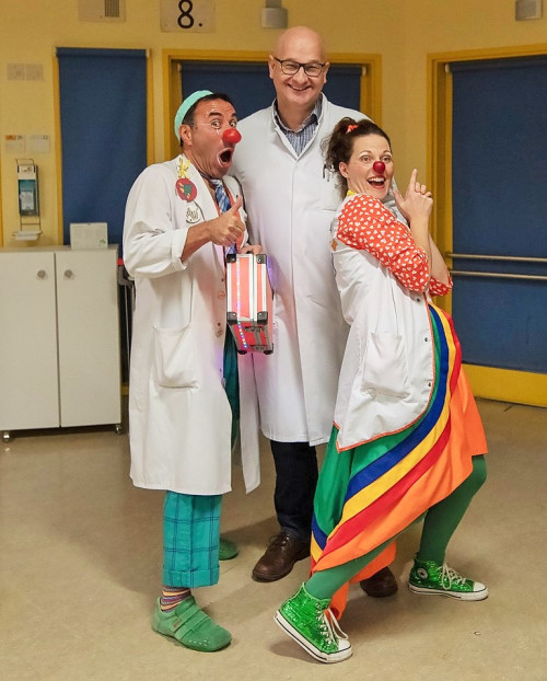 Erste Clowndoktoren-Visite vor 25 Jahren 02