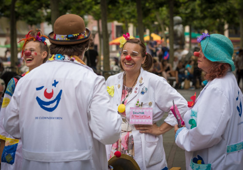 Spenden sammeln: Clowndoktoren machen keine 